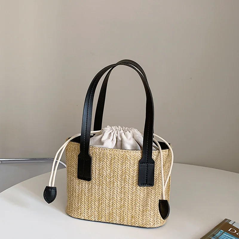Korean Grass Woven Handbag Summer New Casual Vacation Basket Shoulder Bag Contrasting Color Crossbody Bag Designer Women Luxury
Korean Grass Woven Handbag Summer New Casual Vacation Basket Shoulder Bag Contrasting Color Crossbody Bag Designer Women Luxury