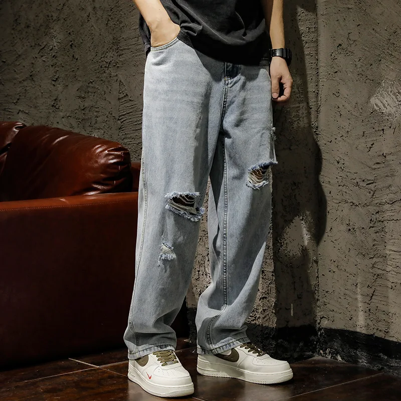 Голубые потертые рваные джинсы MeninsTrendy High Street с драпировкой, свободные прямые осенние широкие брюки в корейском стиле
Голубые потертые рваные джинсы MeninsTrendy High Street с драпировкой, свободные прямые осенние широкие брюки в корейском стиле