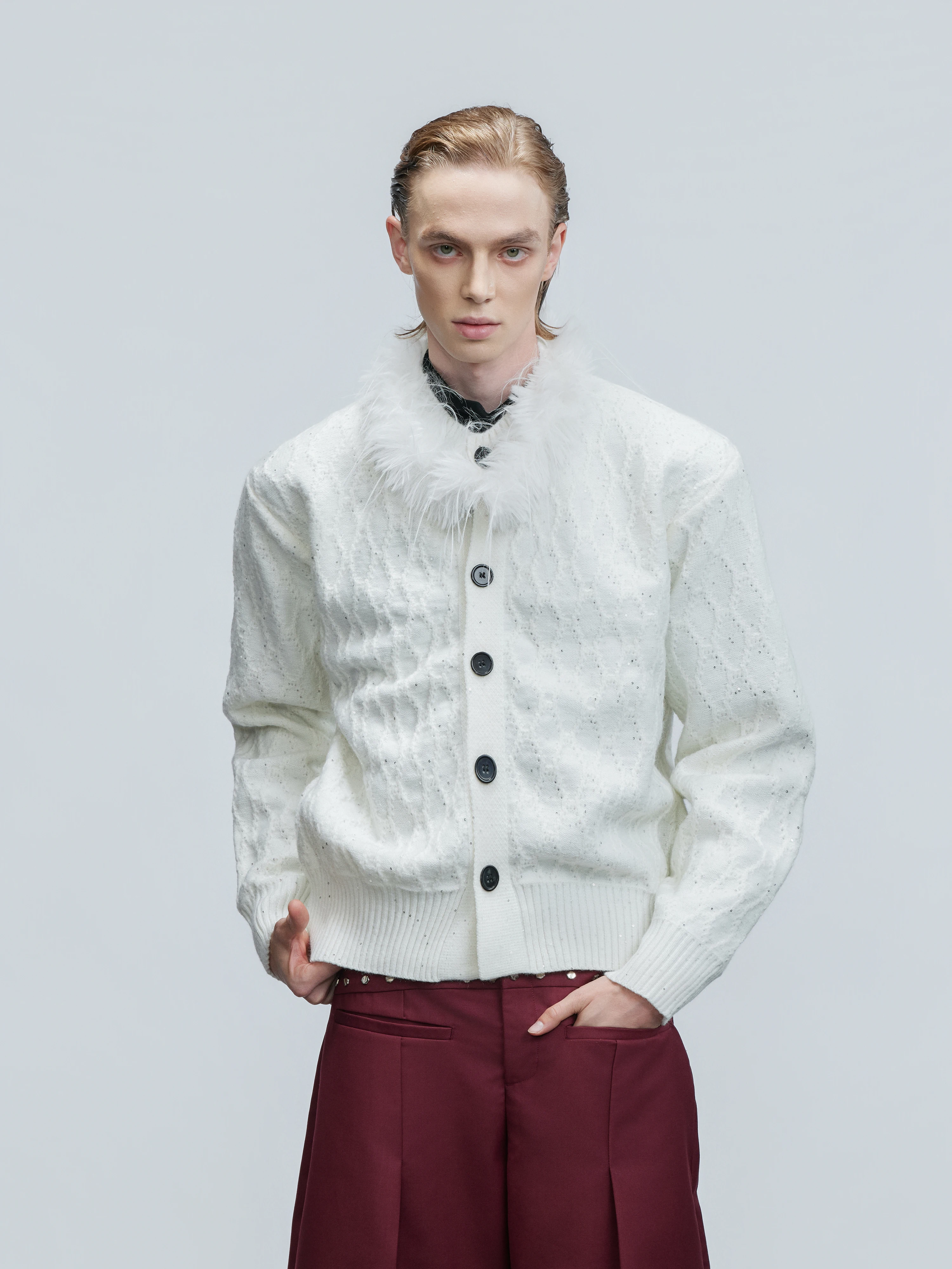ArguE CulturE Men's Knitted Sweater Coat Heavyweight Fine Shiny Texture Knotted Cotton Rabbit Fur Collar Autumn Winter Outerwear
ArguE CulturE Men's Knitted Sweater Coat Heavyweight Fine Shiny Texture Knotted Cotton Rabbit Fur Collar Autumn Winter Outerwear