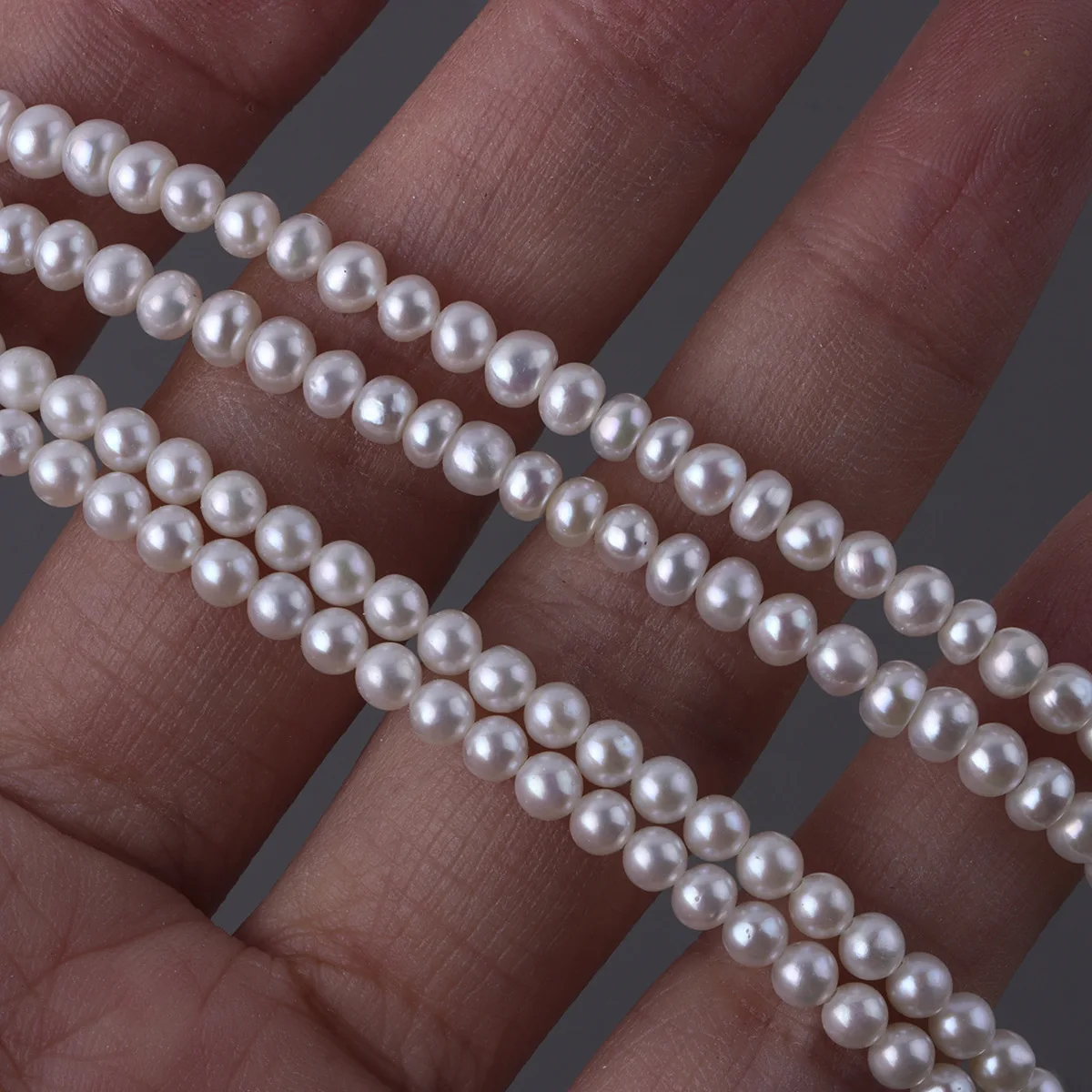 Cost-effective 3-4mm Round Nearly Round Beads on All Sides Natural Freshwater Small Pearls Bracelets Necklaces DIY Accessories
Cost-effective 3-4mm Round Nearly Round Beads on All Sides Natural Freshwater Small Pearls Bracelets Necklaces DIY Accessories
