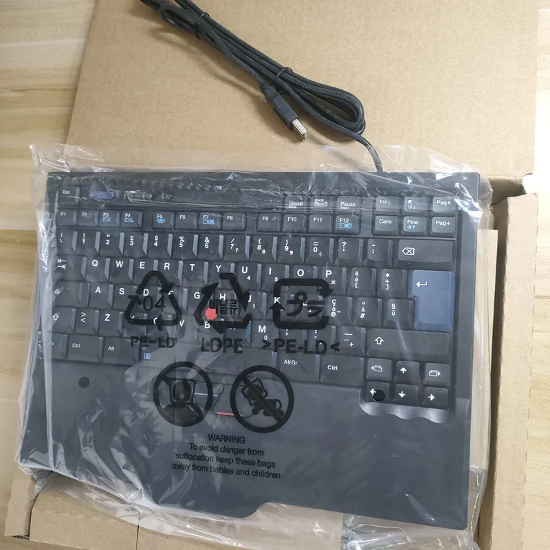 Итальянская раскладка, внешняя клавиатура с красной точкой для Lenovo Thinkpad sk-8845cr, проводная USB-клавиатура, настольный ноутбук
Итальянская раскладка, внешняя клавиатура с красной точкой для Lenovo Thinkpad sk-8845cr, проводная USB-клавиатура, настольный ноутбук