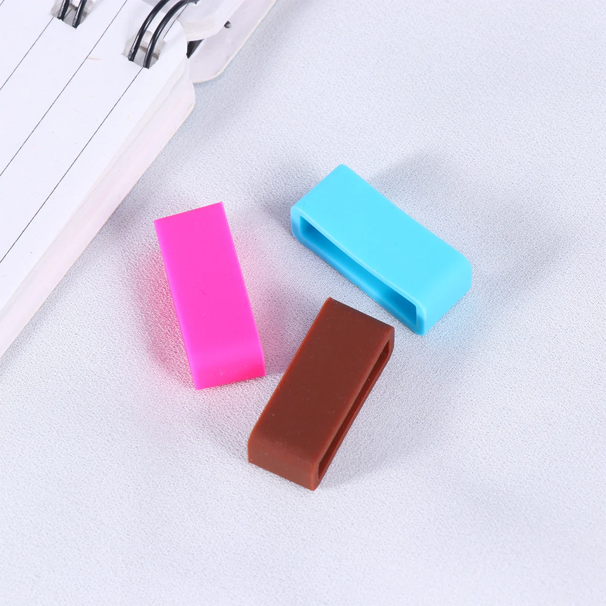 10Pcs Wear Resistant Silicone Watch Band Strap Loops Perfect for Old Worn Straps 22mm Mixed Color Watch Band Loop
10Pcs Wear Resistant Silicone Watch Band Strap Loops Perfect for Old Worn Straps 22mm Mixed Color Watch Band Loop