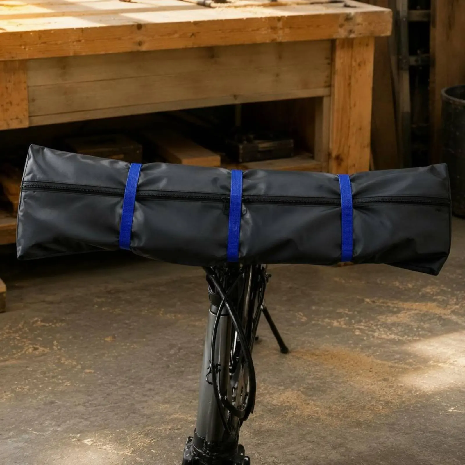 Cycle Handlebar Dust Cover Weather Resistant Cycling Gear for Outdoor Parking
Cycle Handlebar Dust Cover Weather Resistant Cycling Gear for Outdoor Parking