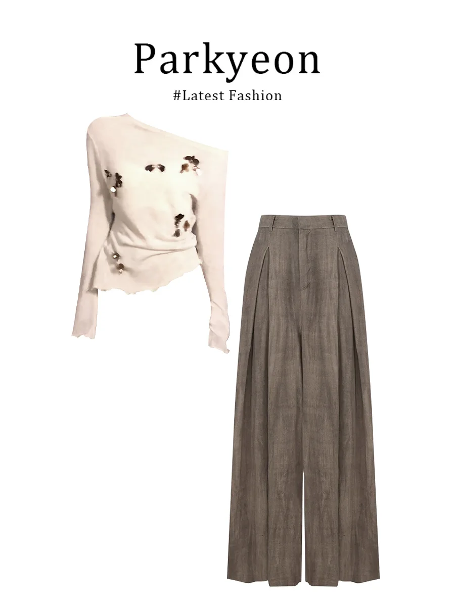 Elegant High Waist Long Sleeve Fashion Set with Diagonal Shoulder Casual Pants Two Piece Suite Comfortable Breathable Knitwear
Elegant High Waist Long Sleeve Fashion Set with Diagonal Shoulder Casual Pants Two Piece Suite Comfortable Breathable Knitwear
