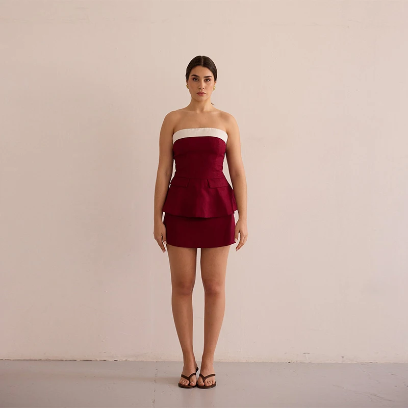 Summer Sexy Top Short Sets Seleeveless Backless Slimming Tube Top High Waist Casual Shorts 2025 New Women Party Commuter Outfits
Summer Sexy Top Short Sets Seleeveless Backless Slimming Tube Top High Waist Casual Shorts 2025 New Women Party Commuter Outfits