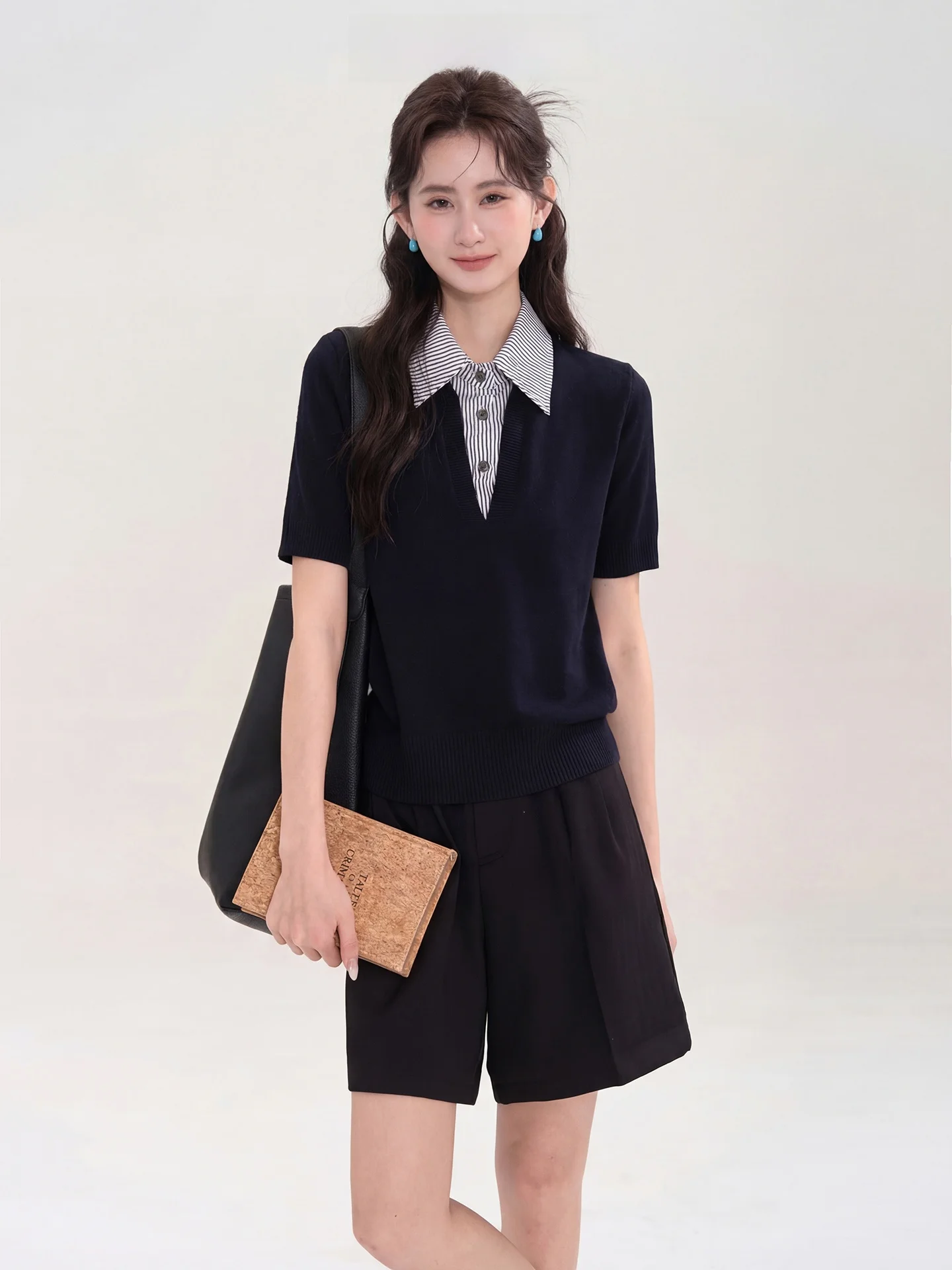 Heme 5 Wool Linen Patchwork Striped Shirt Collar Short Sleeve Knitted Top Women's Casual Style Spring Summer Loose Fit Knitwear
Heme 5 Wool Linen Patchwork Striped Shirt Collar Short Sleeve Knitted Top Women's Casual Style Spring Summer Loose Fit Knitwear