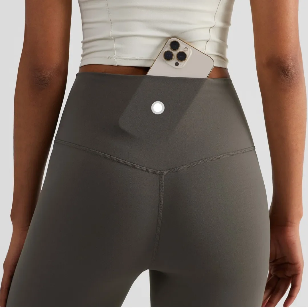 Solid Color Back Waist Pocket High Waist Yoga Legging Women Sport Cropped Pants Butter Athletic Gym Comprehensive Training Jog
Solid Color Back Waist Pocket High Waist Yoga Legging Women Sport Cropped Pants Butter Athletic Gym Comprehensive Training Jog