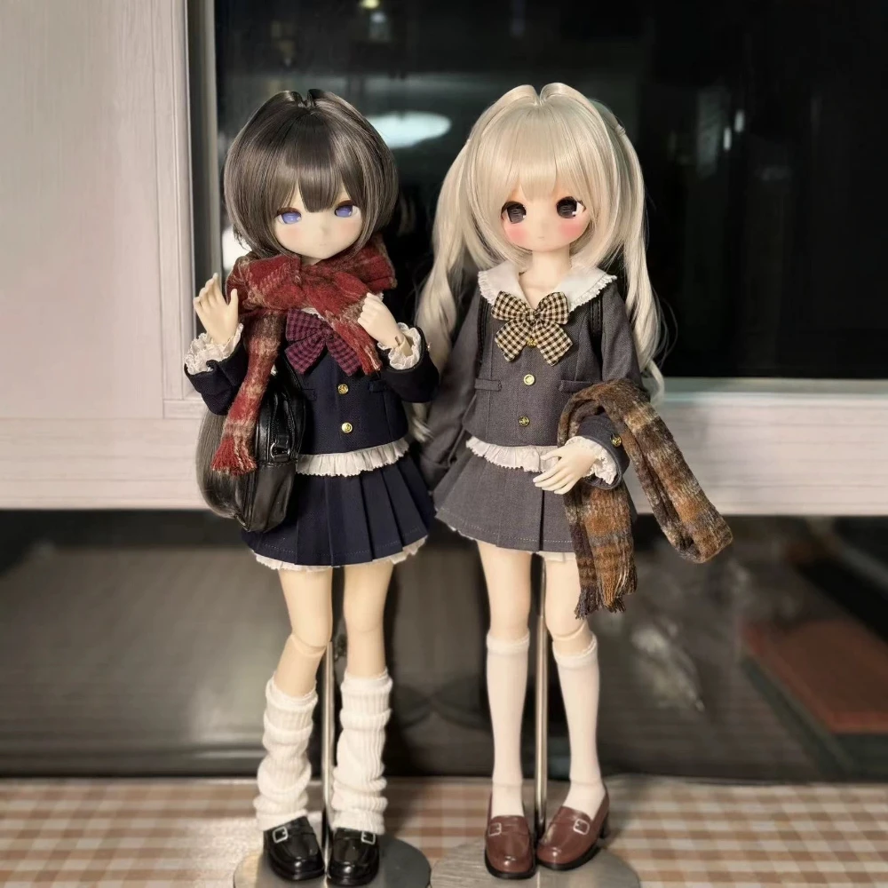 1/6 Doll's Clothes Suit for 30cm Bjd Doll Coat+shirt+skirt+scarf+socks+sock Covers+badge Dress Up Toys Doll Accessories, No Doll
1/6 Doll's Clothes Suit for 30cm Bjd Doll Coat+shirt+skirt+scarf+socks+sock Covers+badge Dress Up Toys Doll Accessories, No Doll