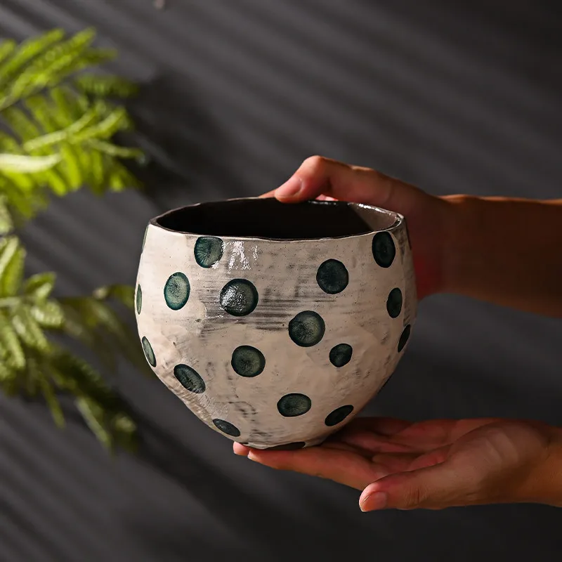 Vase ceramic large diameter chinoiserie retro creative classy for home special underglaze color classy suitable for living room
Vase ceramic large diameter chinoiserie retro creative classy for home special underglaze color classy suitable for living room