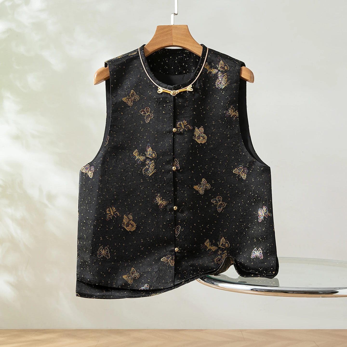 Silk Sown Jaet Chinese Sle Women's Vest round Ne Outerwear Single Button Floral Patterned Versatile Faion
Silk Sown Jaet Chinese Sle Women's Vest round Ne Outerwear Single Button Floral Patterned Versatile Faion