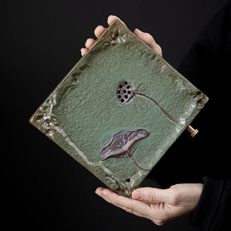 Поднос для чая Керамический поднос для сервировки чая с сливной доской Ретро коврик для горшка с узором лотоса Коробка для чайного стола с местом для хранения воды для набора кунгфу
Поднос для чая Керамический поднос для сервировки чая с сливной доской Ретро коврик для горшка с узором лотоса Коробка для чайного стола с местом для хранения воды для набора кунгфу