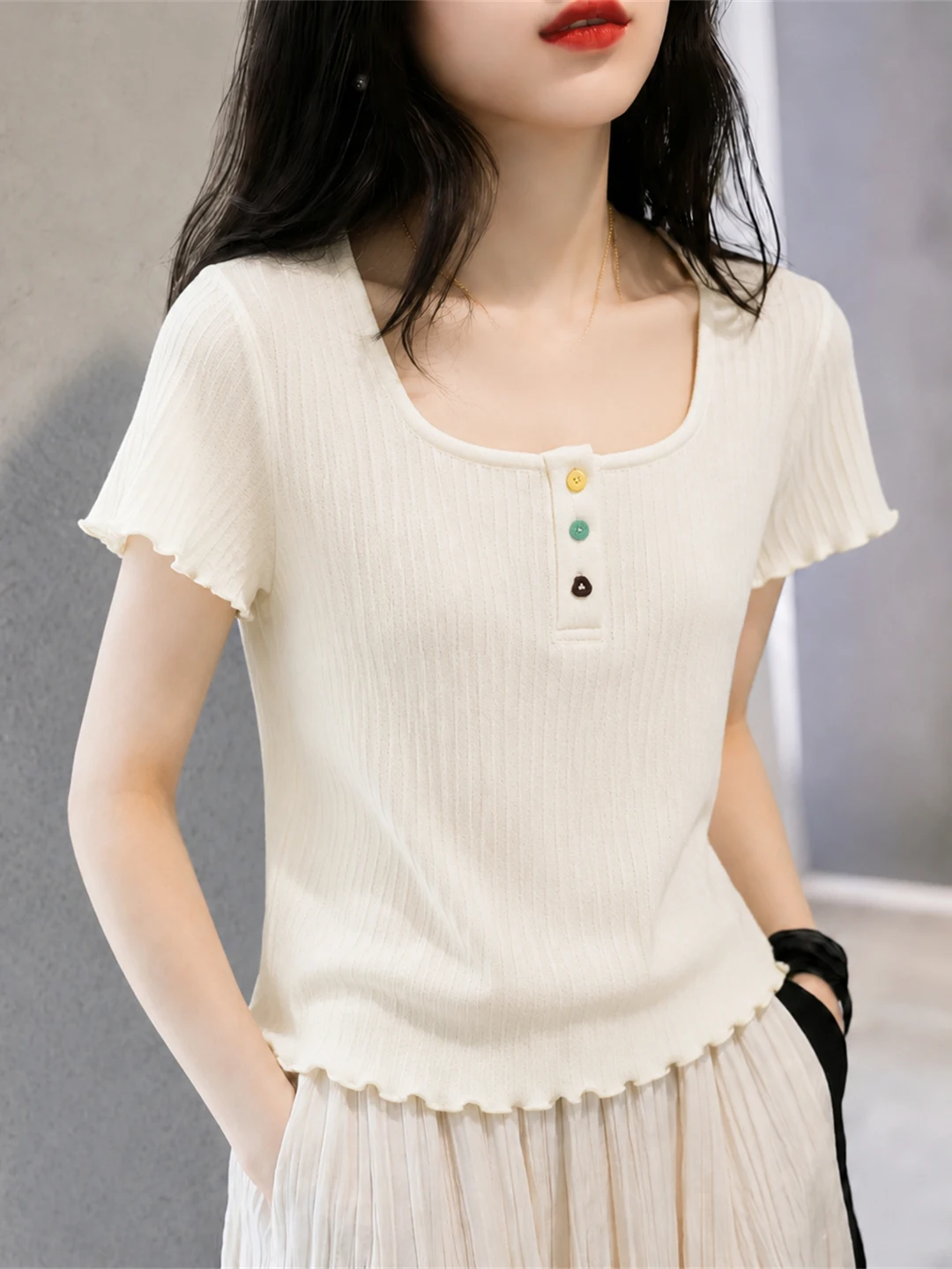 Slimming Ice Silk Knitted Shirt Half Open Front Short Sleeve Square Collar Stylish Commute Top Elegant Little Shirt
Slimming Ice Silk Knitted Shirt Half Open Front Short Sleeve Square Collar Stylish Commute Top Elegant Little Shirt