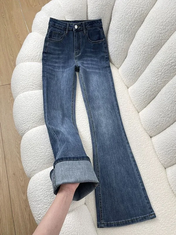 American Style Retro Blue Bell Bottom Jeans Women's Slimming Hot Pants High Waist Zipper Closure Pure Color Versatile Denim
American Style Retro Blue Bell Bottom Jeans Women's Slimming Hot Pants High Waist Zipper Closure Pure Color Versatile Denim