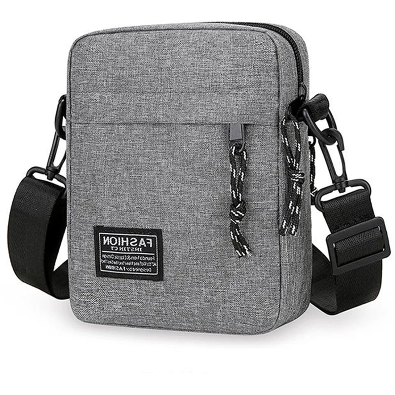 Новая высококачественная однотонная мужская легкая сумка через плечо большой вместимости 
Новая высококачественная однотонная мужская легкая сумка через плечо большой вместимости