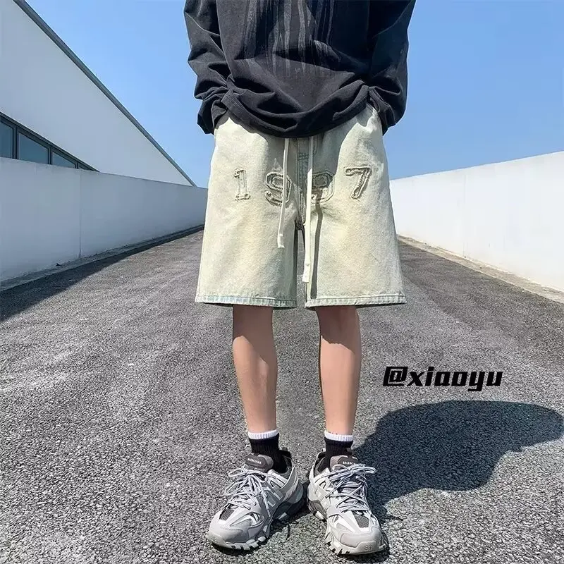 Summer Loose Washed Vintage Jeans Shorts Men's Wide Leg Straight Cut Five-Quarter Pants American High Street Trendy Brand Han...
Summer Loose Washed Vintage Jeans Shorts Men's Wide Leg Straight Cut Five-Quarter Pants American High Street Trendy Brand Han...
