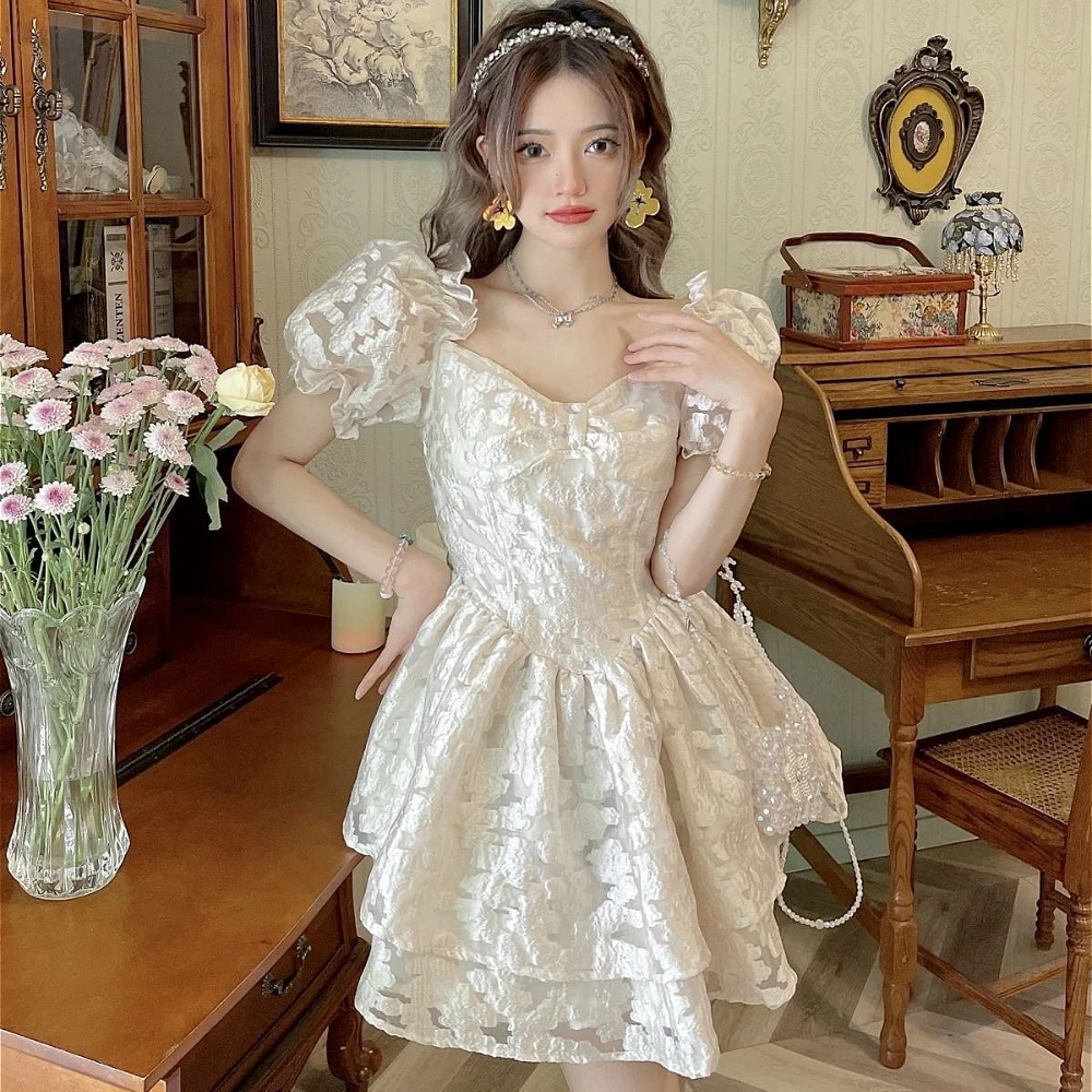 French square neckline new jacquard dress for sweet girls, cute fluffy short skirt, slimming and concealing flesh
French square neckline new jacquard dress for sweet girls, cute fluffy short skirt, slimming and concealing flesh