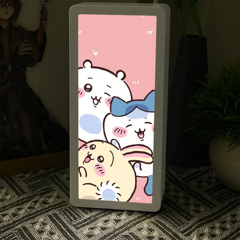 Chiikawa LED Kawaii Lamp Cute Anime Character Printed Table Lamp Soft Glow Bedside Light For Bedroom Decor Kawaii Night Lamp
Chiikawa LED Kawaii Lamp Cute Anime Character Printed Table Lamp Soft Glow Bedside Light For Bedroom Decor Kawaii Night Lamp