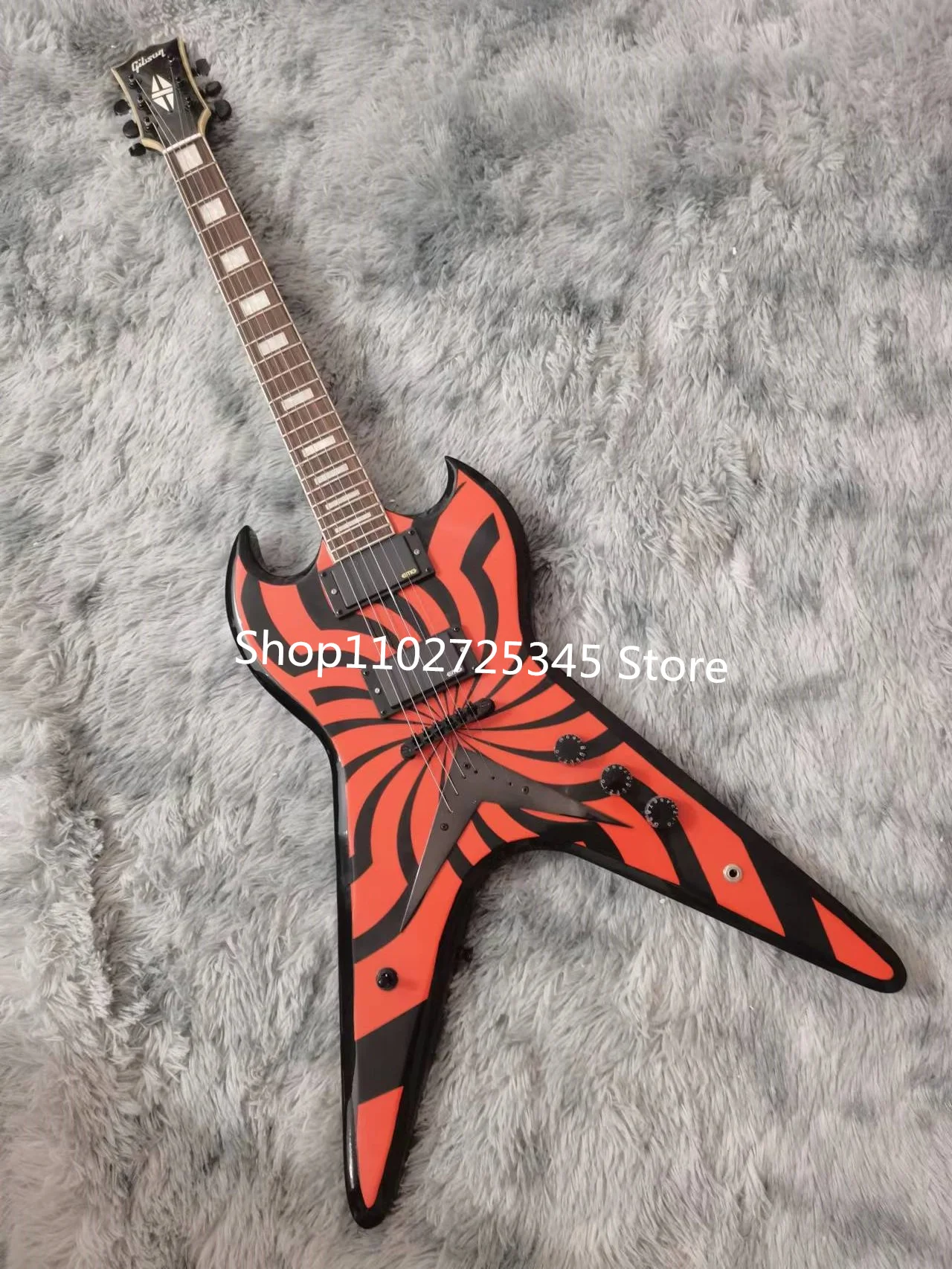 6-string electric guitar, silver accessories, rose wood fingerboard, fixed bridge, free shipping
6-string electric guitar, silver accessories, rose wood fingerboard, fixed bridge, free shipping