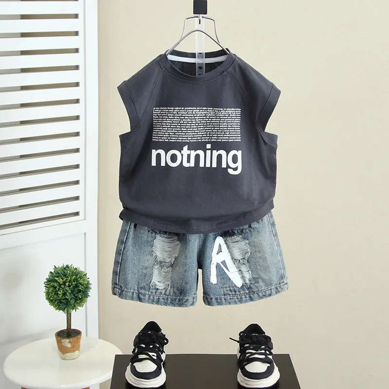 Children's Clothing Boys Summer Clothing Set 2025 New Foreign Boy Baby Sleeveless Vest Handsome Children's Summer
Children's Clothing Boys Summer Clothing Set 2025 New Foreign Boy Baby Sleeveless Vest Handsome Children's Summer