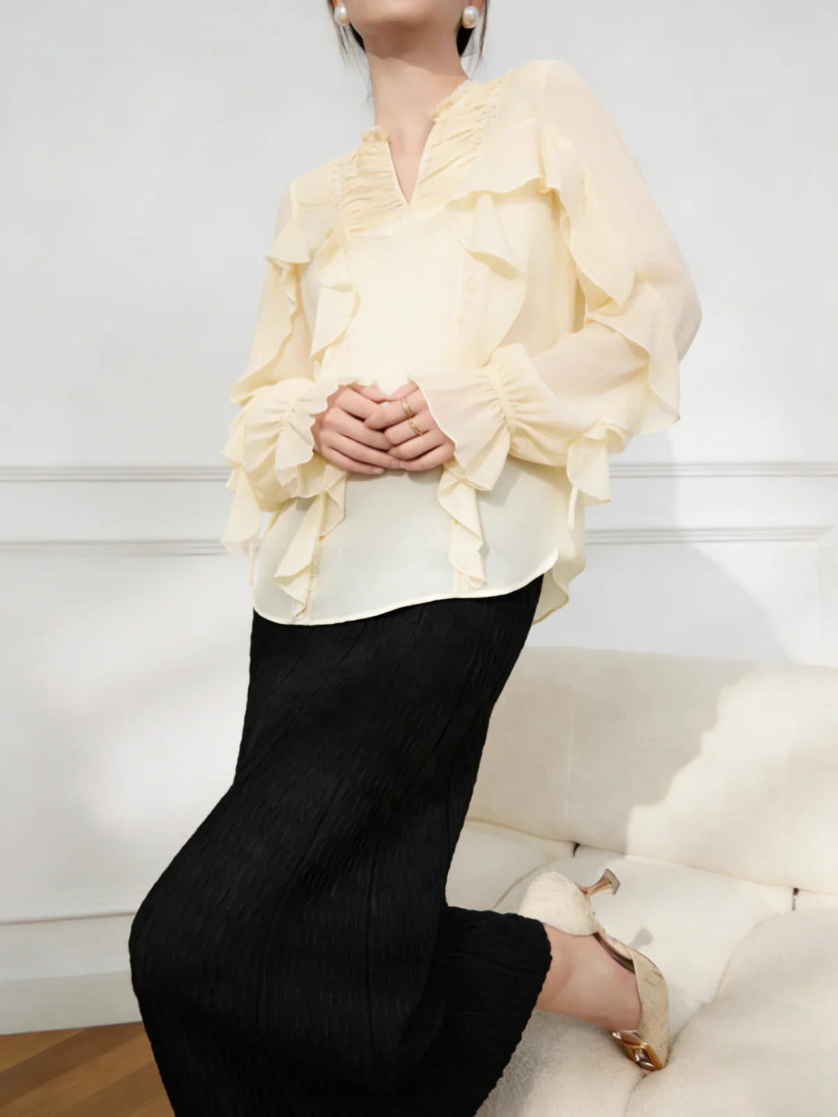 Lulu Style Ageless Ruffle Sleeve Patchwork Shirt Women's Spring Summer New Loose Fit Long Sleeve round Neck Thin Fabric Top
Lulu Style Ageless Ruffle Sleeve Patchwork Shirt Women's Spring Summer New Loose Fit Long Sleeve round Neck Thin Fabric Top
