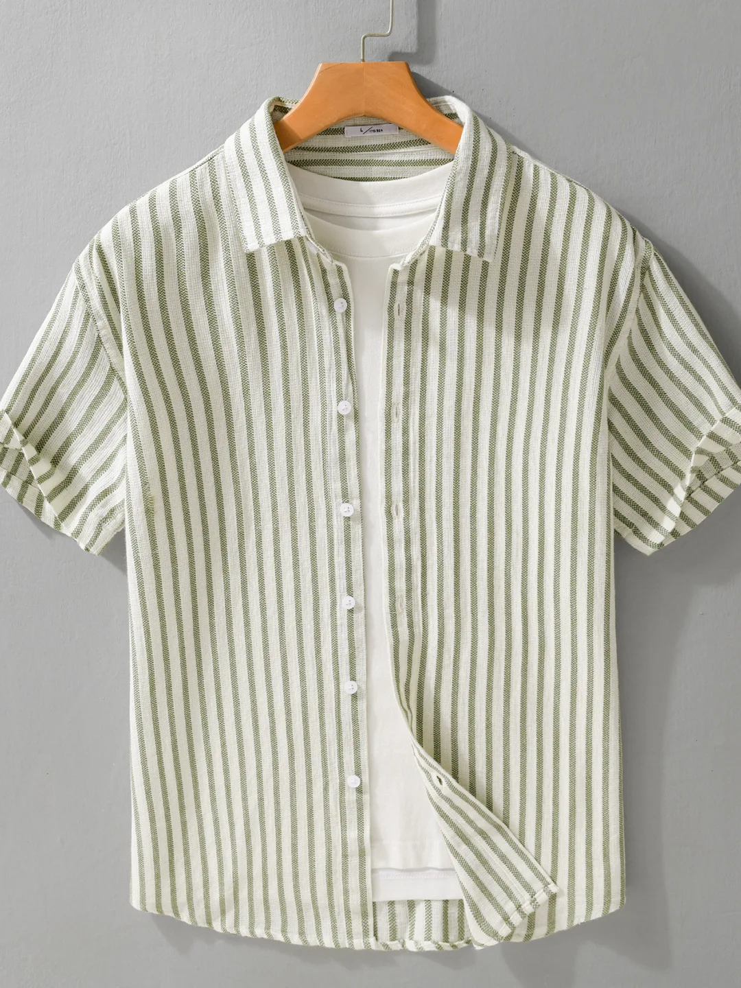Color Woven Cotton Slim Fit Stripe Shirt Men Summer New Style Pure Cotton Breathable Vertical Stripe Shirt Trendy Casua...
Color Woven Cotton Slim Fit Stripe Shirt Men Summer New Style Pure Cotton Breathable Vertical Stripe Shirt Trendy Casua...