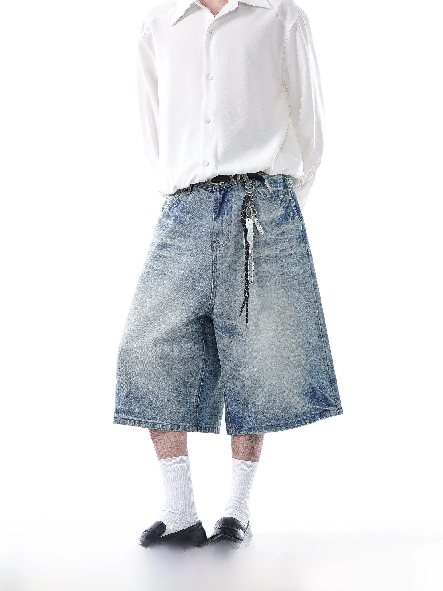 Washed American Lightning Pattern Relaxed Fit Seven-Foot Denim Shorts Casual Summer Men's Jeans Loose Straight Leg Trousers
Washed American Lightning Pattern Relaxed Fit Seven-Foot Denim Shorts Casual Summer Men's Jeans Loose Straight Leg Trousers