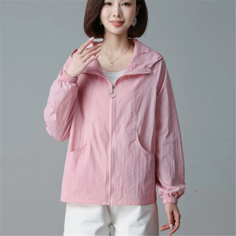 Women Summer Spring Thin Sun Protection Clothing New Large Hooded Sunscreen Jacket Tops Female Windbreakers Outerwear
Women Summer Spring Thin Sun Protection Clothing New Large Hooded Sunscreen Jacket Tops Female Windbreakers Outerwear