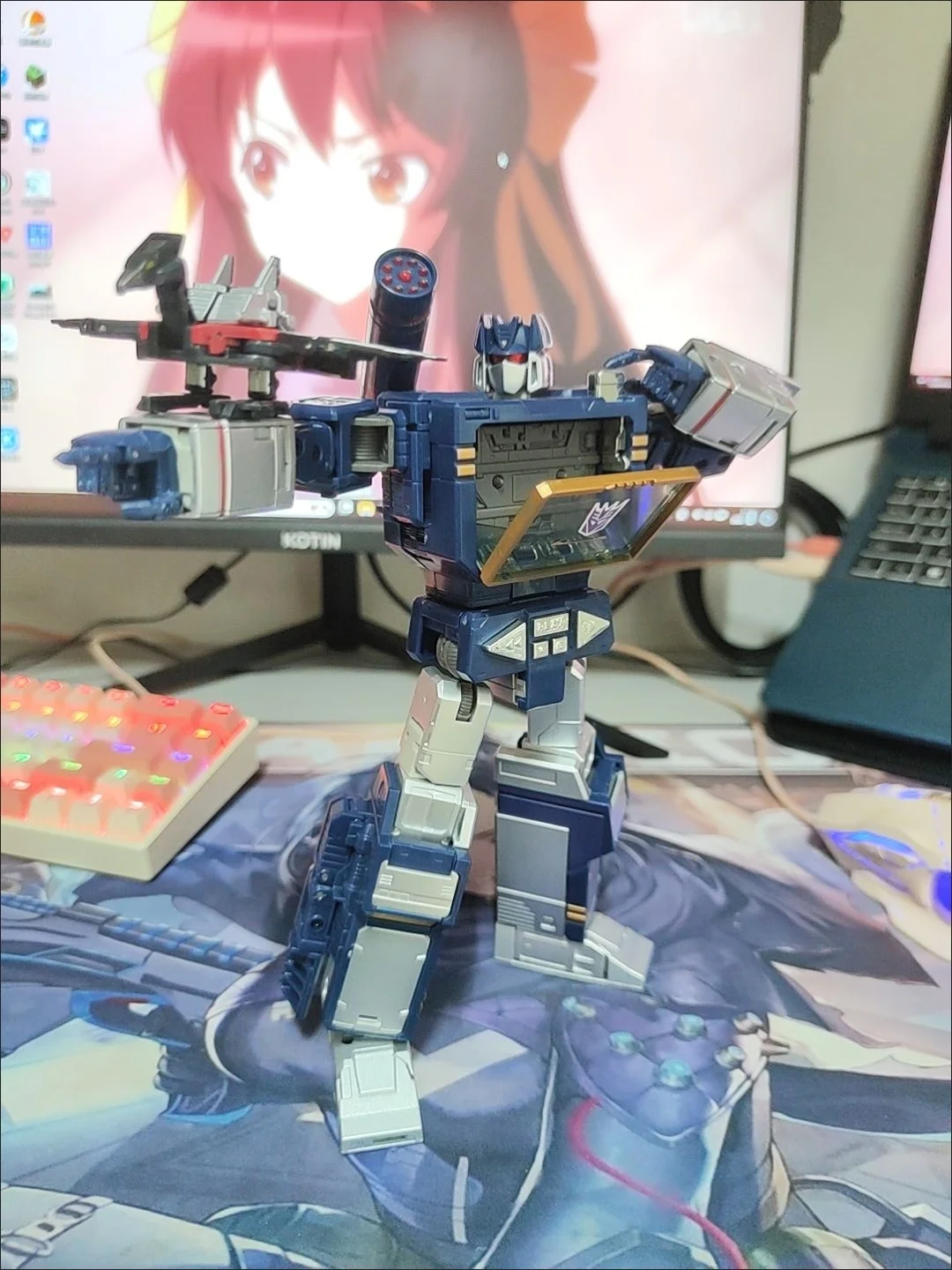 Transformers Robots KO MP13 MP-13 Soundwave Deformation KO Toys Anime Action Figure Model Toys Doll Kids Gifts In Stock
Transformers Robots KO MP13 MP-13 Soundwave Deformation KO Toys Anime Action Figure Model Toys Doll Kids Gifts In Stock