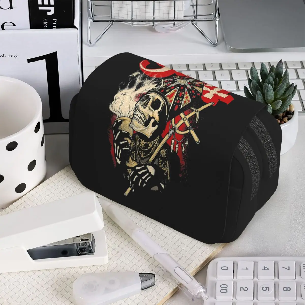 Swedish Rock Band Horror Ghost Pencil Case for Boys Girls Gifts Pen Box Pencil Bag Stationery Supplies Pen Holder Bag
Swedish Rock Band Horror Ghost Pencil Case for Boys Girls Gifts Pen Box Pencil Bag Stationery Supplies Pen Holder Bag
