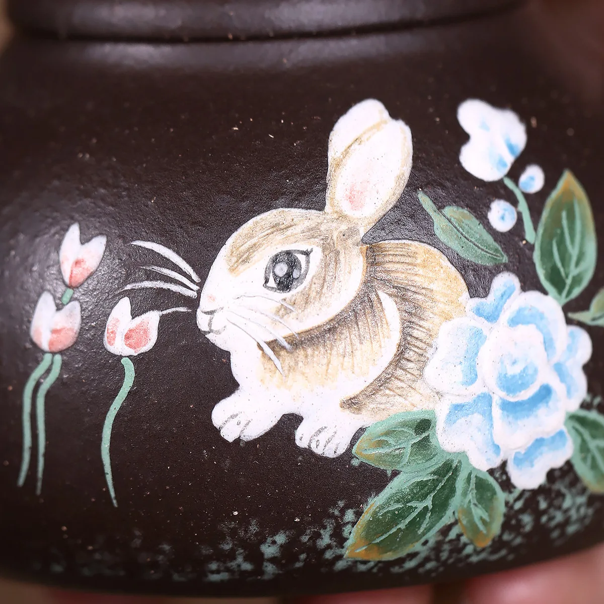 Handmade Boutique Set Yixing Zisha Teapot Ball Hole Ore Ziyu Sand Literati Rabbit 140cc
Handmade Boutique Set Yixing Zisha Teapot Ball Hole Ore Ziyu Sand Literati Rabbit 140cc