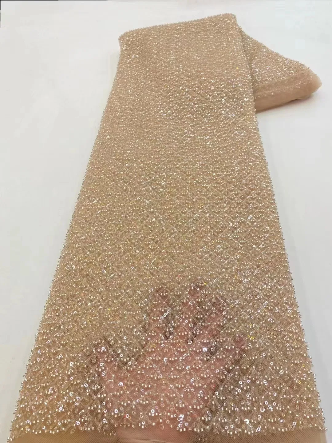 Luxury African Sequins Lace Fabric 2024 High Quality Eembroidery French Nigerian Beaded Mesh Lace Fabrics For Wedding 5Yards
Luxury African Sequins Lace Fabric 2024 High Quality Eembroidery French Nigerian Beaded Mesh Lace Fabrics For Wedding 5Yards