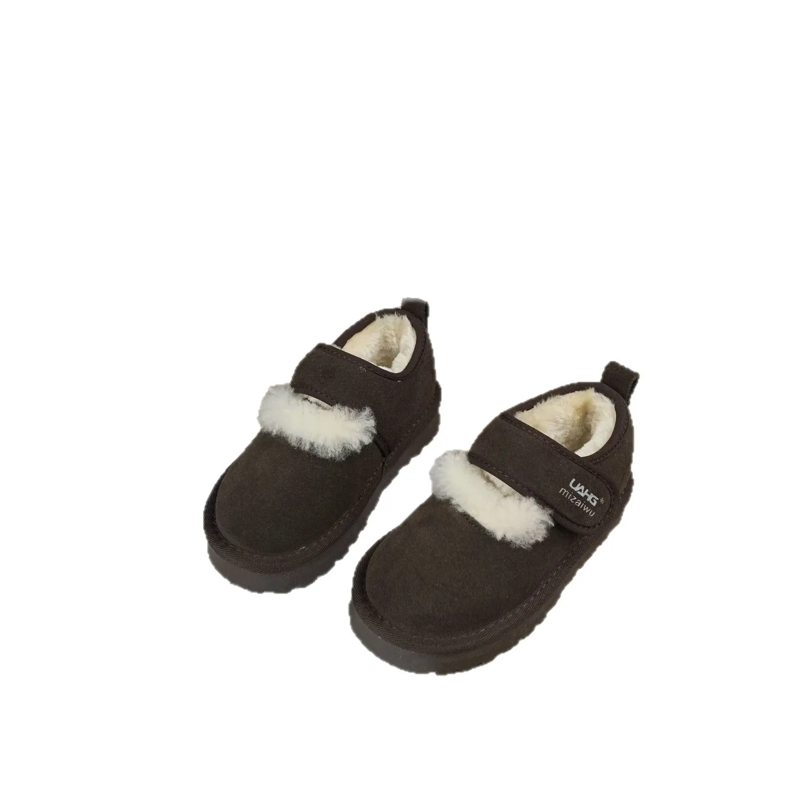 Новая зимняя детская утепленная теплая хлопковая обувь для мальчиков и девочек, модные и универсальные повседневные зимние ботинки для малышей
Новая зимняя детская утепленная теплая хлопковая обувь для мальчиков и девочек, модные и универсальные повседневные зимние ботинки для малышей