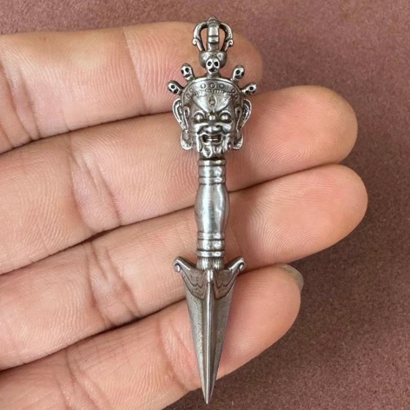 Tibet Tantra Buddhism Meteorite iron Tiantie Jingang pestle ornament Tantric Faqi Exorcism
Tibet Tantra Buddhism Meteorite iron Tiantie Jingang pestle ornament Tantric Faqi Exorcism
