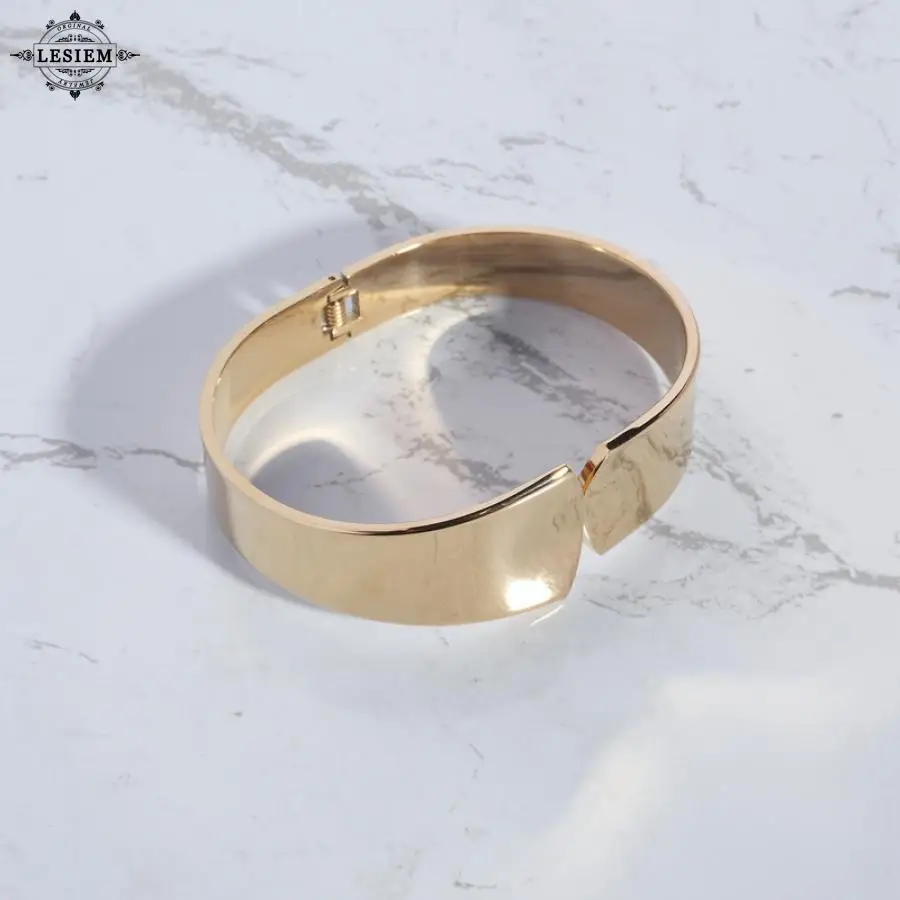 LESIEM Hot Selling Gold color female Bracelet & Bangle Geometric Bright Face Wide Edition bangle bracelet jewellery
LESIEM Hot Selling Gold color female Bracelet & Bangle Geometric Bright Face Wide Edition bangle bracelet jewellery