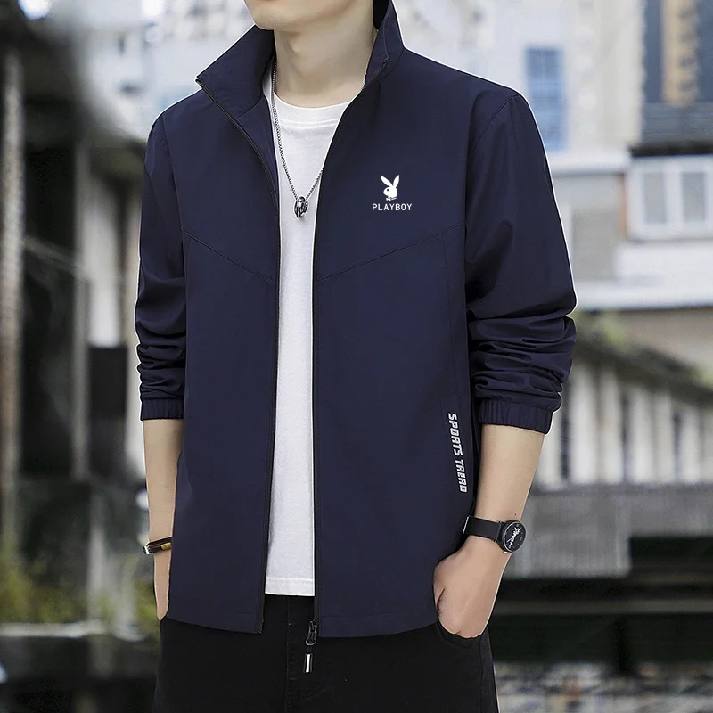 Мужская повседневная тонкая куртка на весну и осень с воротником-стойкой на подкладке, свободная посадка из полиэстера, длинная верхняя одежда на молнии све
Мужская повседневная тонкая куртка на весну и осень с воротником-стойкой на подкладке, свободная посадка из полиэстера, длинная верхняя одежда на молнии све