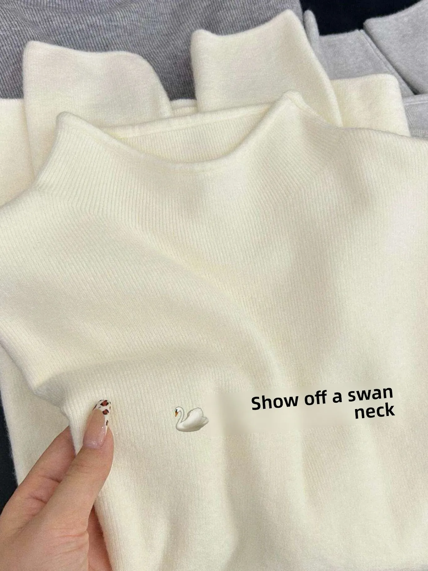 Женский вязаный свитер Ele Long Sve с высоким воротником, однотонный, из мягкого полиэфирного волокна, теплый, для осени и зимы, новинка
Женский вязаный свитер Ele Long Sve с высоким воротником, однотонный, из мягкого полиэфирного волокна, теплый, для осени и зимы, новинка