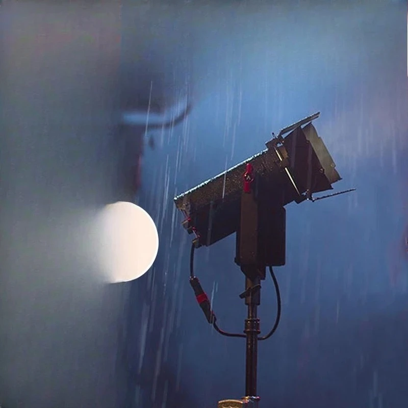 Live video filling light led photography spotlight always on studio exterior
Live video filling light led photography spotlight always on studio exterior