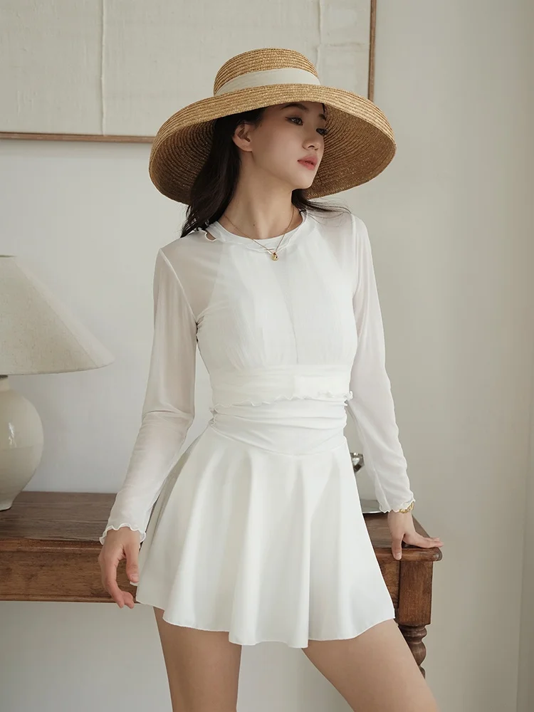 Ele White Dr Sle Swimsuit Long Sve Bal Slimming Cover up for Women Vaion Hot Spring Swimwear
Ele White Dr Sle Swimsuit Long Sve Bal Slimming Cover up for Women Vaion Hot Spring Swimwear