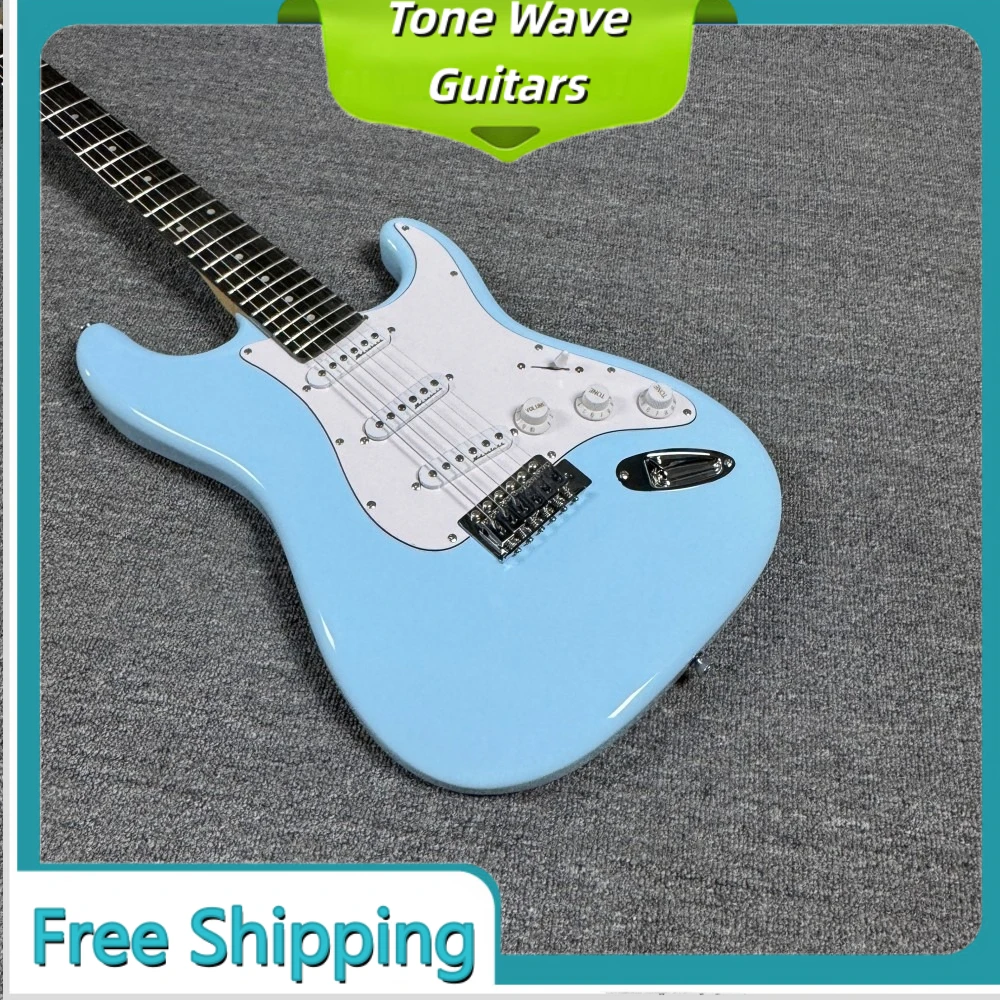Sky Blue 39 Inch STSS Electric Guitar Rosewood Neck Alder Body White Protective Board 22 Tone SSH Pickup Vintage Classic Rock
Sky Blue 39 Inch STSS Electric Guitar Rosewood Neck Alder Body White Protective Board 22 Tone SSH Pickup Vintage Classic Rock