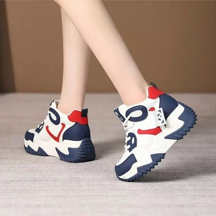 Women Walking Sneakers New Autumn Lace-up High Platform Chunky Shoes Breathable Leather Shoes 10.5CM Wedge Heels Casual Shoes
Women Walking Sneakers New Autumn Lace-up High Platform Chunky Shoes Breathable Leather Shoes 10.5CM Wedge Heels Casual Shoes