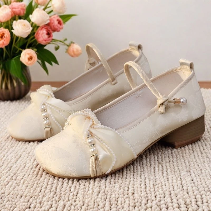 Beijing Cloth Shoes Pearl Flat Shoes Spring And Summer Oriental Women Hanfu Shoes Ancient Style Qipao Women Hanfu Shoes
Beijing Cloth Shoes Pearl Flat Shoes Spring And Summer Oriental Women Hanfu Shoes Ancient Style Qipao Women Hanfu Shoes