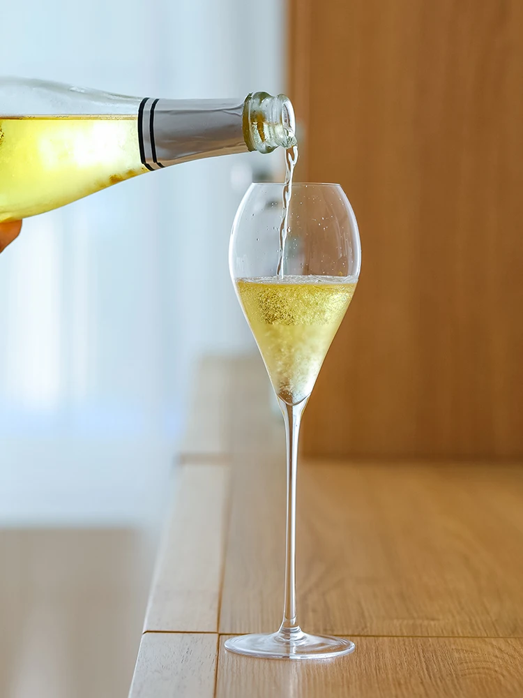 High Quality Lead-free Crystal Glass Champagne Glasses Tall Sparkling Wine Glasses Cocktail High-grade Color Box Packaging
High Quality Lead-free Crystal Glass Champagne Glasses Tall Sparkling Wine Glasses Cocktail High-grade Color Box Packaging
