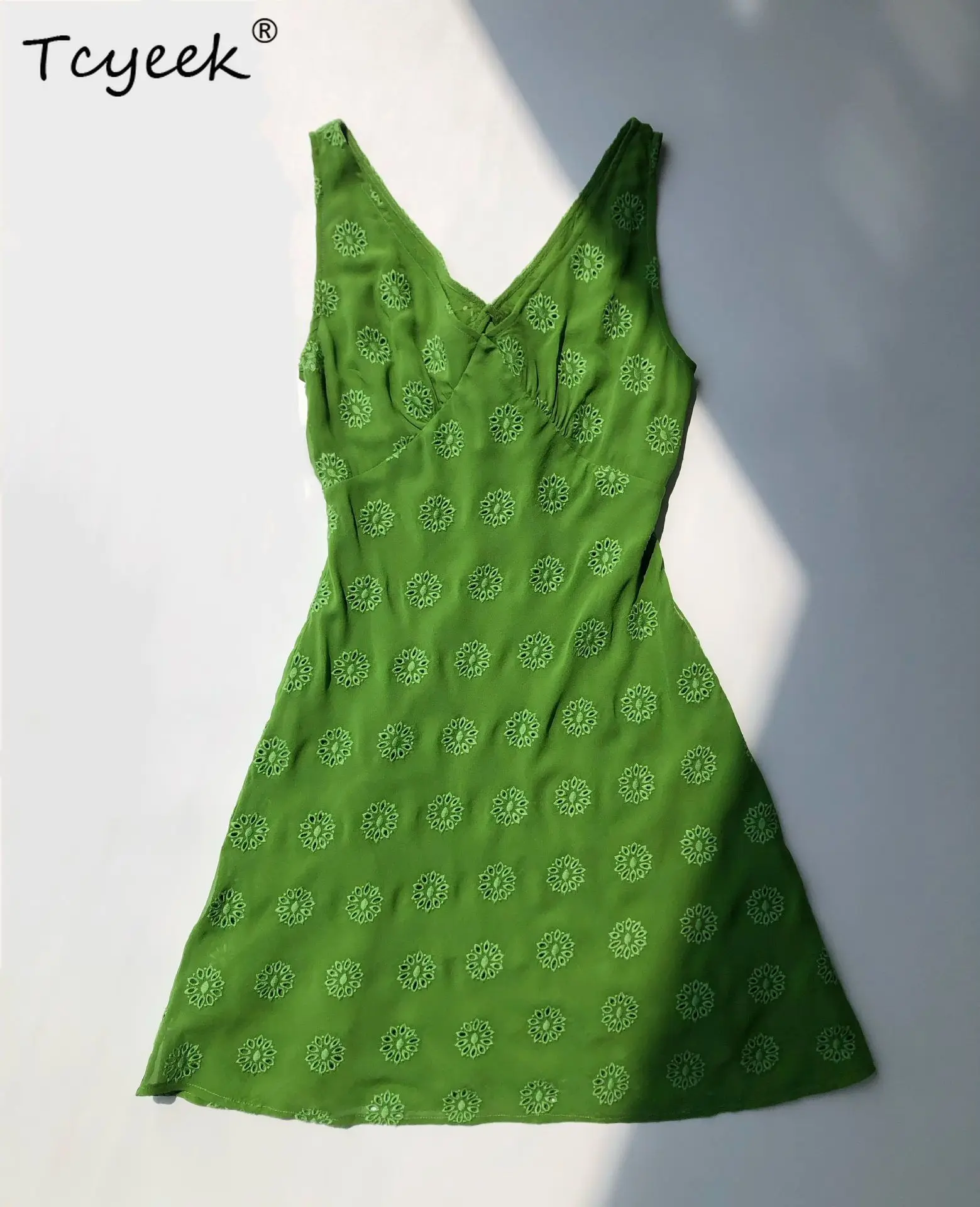 Tcyeek, Bilayer 100%Real Silk Dresses, Women's Embroidery Hollow Out, Elegant Vacation Sweet Dress, 2024 Summer New D44937QM
Tcyeek, Bilayer 100%Real Silk Dresses, Women's Embroidery Hollow Out, Elegant Vacation Sweet Dress, 2024 Summer New D44937QM