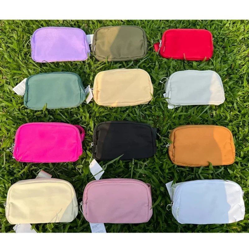 Metal Logo Everywhere Belt Bag Sports Waist Yoga Mobile Bag Super Trusted Portable Bag Unisex Fitness Running
Metal Logo Everywhere Belt Bag Sports Waist Yoga Mobile Bag Super Trusted Portable Bag Unisex Fitness Running