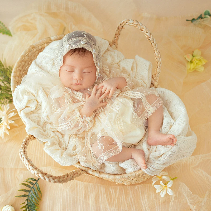 Baby Newborn Photography Outfit Baby Girl Photo Lace Hat Dress 2pcs/Set Infant Studio Knitted Background Blanket Accessories
Baby Newborn Photography Outfit Baby Girl Photo Lace Hat Dress 2pcs/Set Infant Studio Knitted Background Blanket Accessories