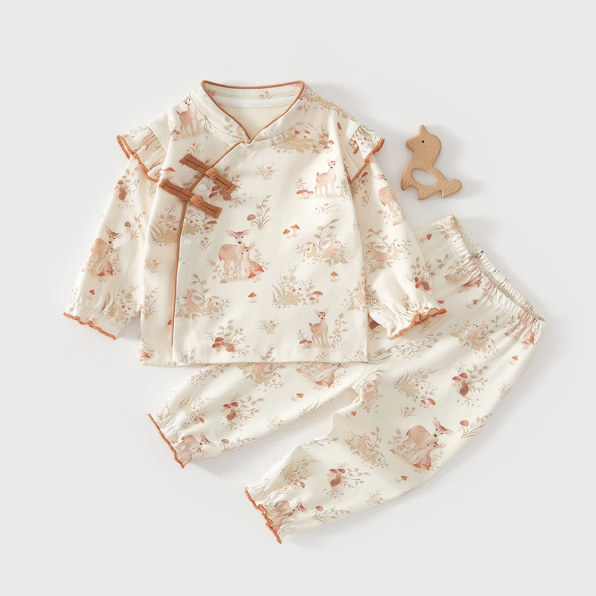 Baby Split Set Pure Cotton Spring and Autumn Style for Girls, Trendy Korean Version, All-Season Clothing, Newborn Underwear Set, Class a
Baby Split Set Pure Cotton Spring and Autumn Style for Girls, Trendy Korean Version, All-Season Clothing, Newborn Underwear Set, Class a
