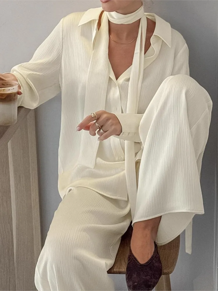 woman 2 piece set outfit Long-sleeved loose shirt and trousers two-piece set
woman 2 piece set outfit Long-sleeved loose shirt and trousers two-piece set