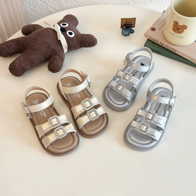 Luxury Girls Flat Sandals Summer New Chic Children Causal Princess Shoes for Wedding Party Bowknot Kids Fashion Beach Sandals
Luxury Girls Flat Sandals Summer New Chic Children Causal Princess Shoes for Wedding Party Bowknot Kids Fashion Beach Sandals