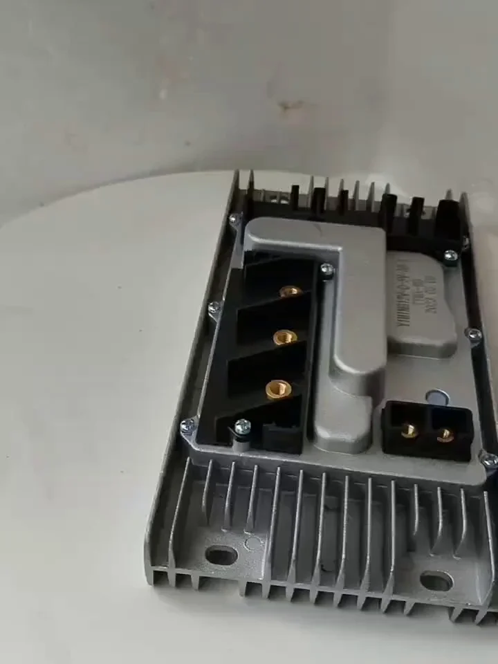 24V Automotive Electric Air Conditioning Controller 12V Parking Compressor Driver New Energy 0-5V Variable Frequency Machine
24V Automotive Electric Air Conditioning Controller 12V Parking Compressor Driver New Energy 0-5V Variable Frequency Machine