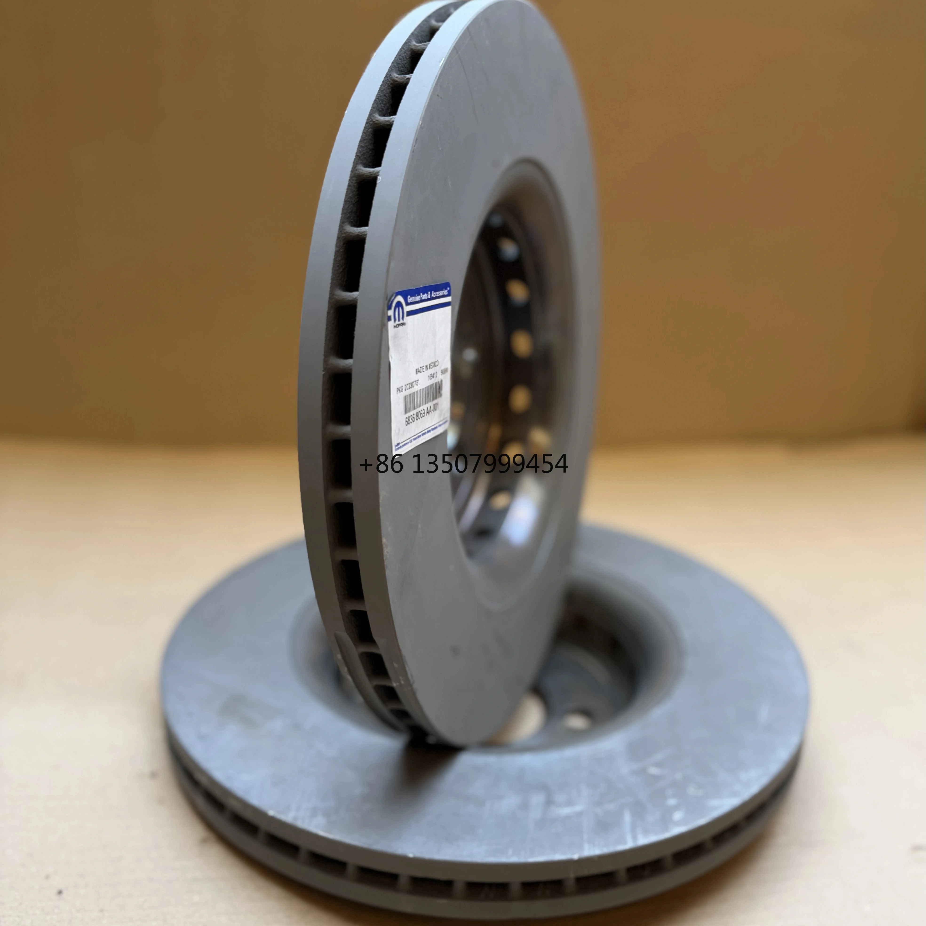 Wholesale MOPAR Carbon Resurfacing Machine Statot and Rotor Conversion Kit for Fiat 124 Spider (1966-1985) Car Brake Disc-New
Wholesale MOPAR Carbon Resurfacing Machine Statot and Rotor Conversion Kit for Fiat 124 Spider (1966-1985) Car Brake Disc-New